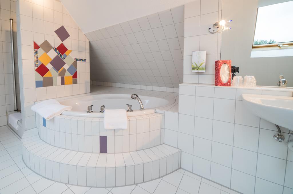 Hotel Am Wasen Freiberg am Neckar Chambre photo